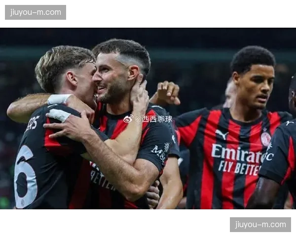 米兰3-0完胜莱切，锁定联赛亚军位置